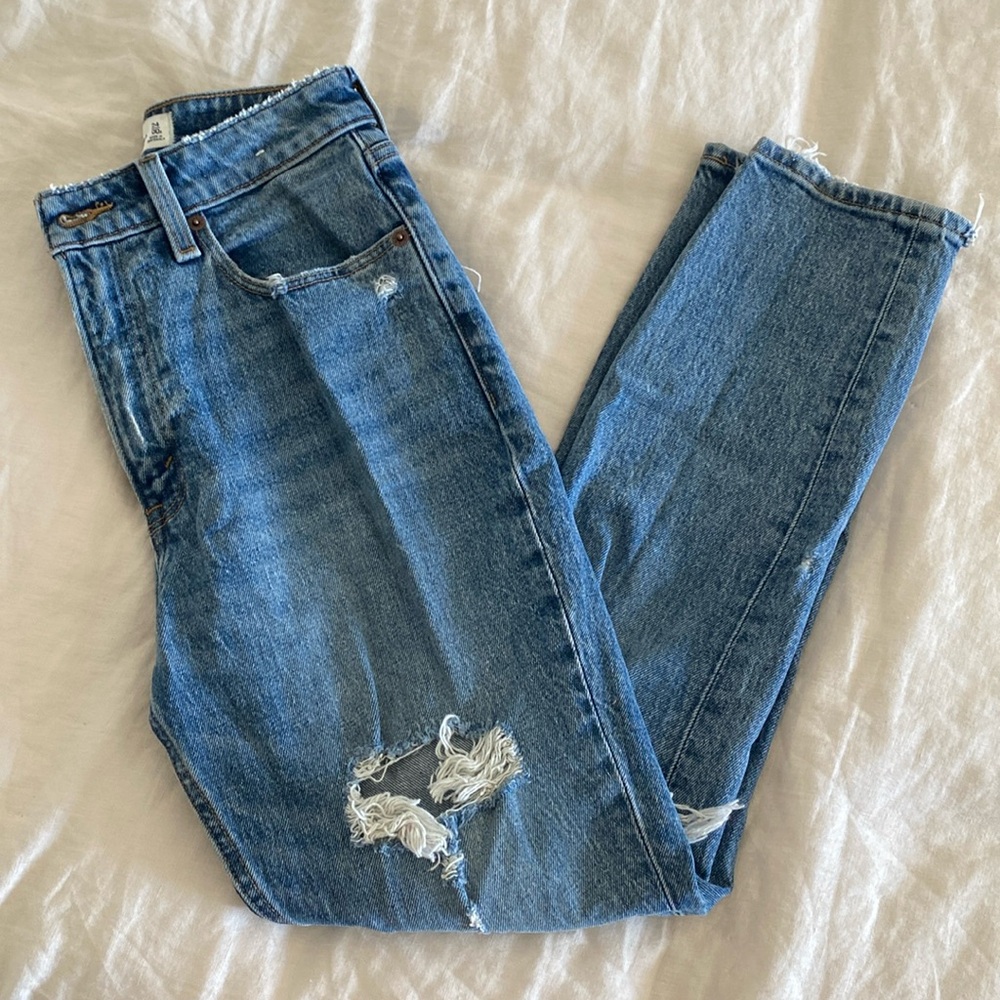 Abercrombie & Fitch High Rise Mom Jeans size 24